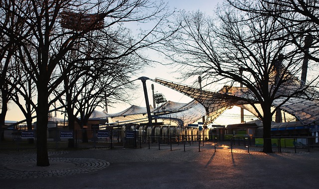 和战略的重 和战略的重